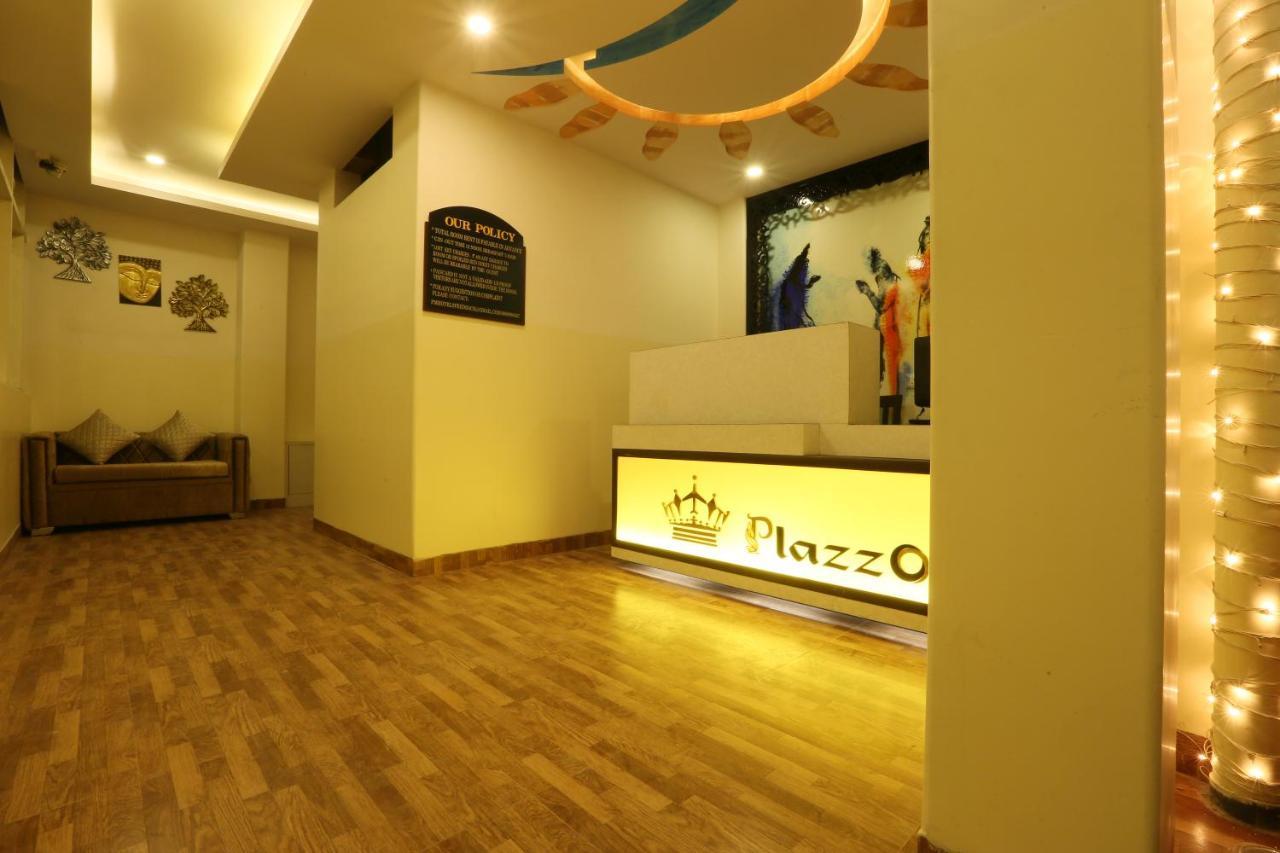 Plazzo Hotel New Delhi Exterior photo
